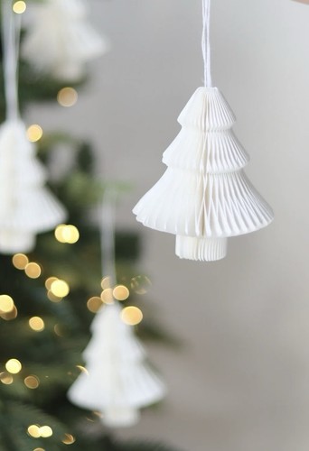 Paper christmas trees - x,